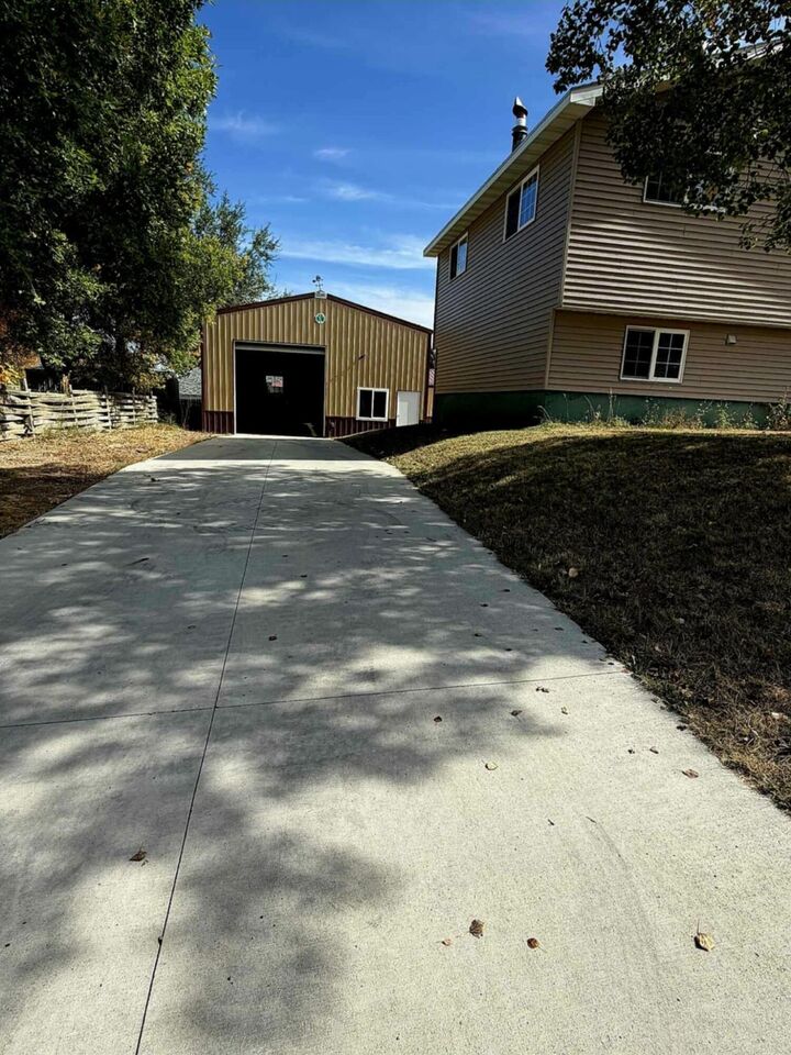 Property Photo: 1615 Holmes Avenue WY 82801