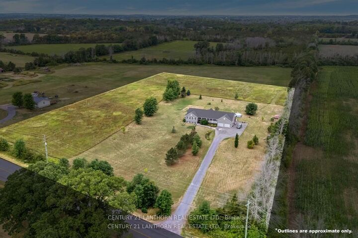 1489 Airport Parkway  Tyendinaga ON K8N 4Z6 photo