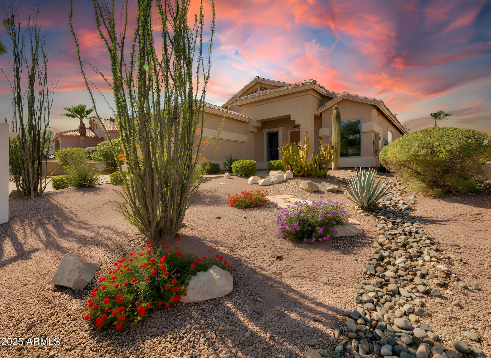 Property Photo: 17132 E Hillcrest Drive AZ 85268