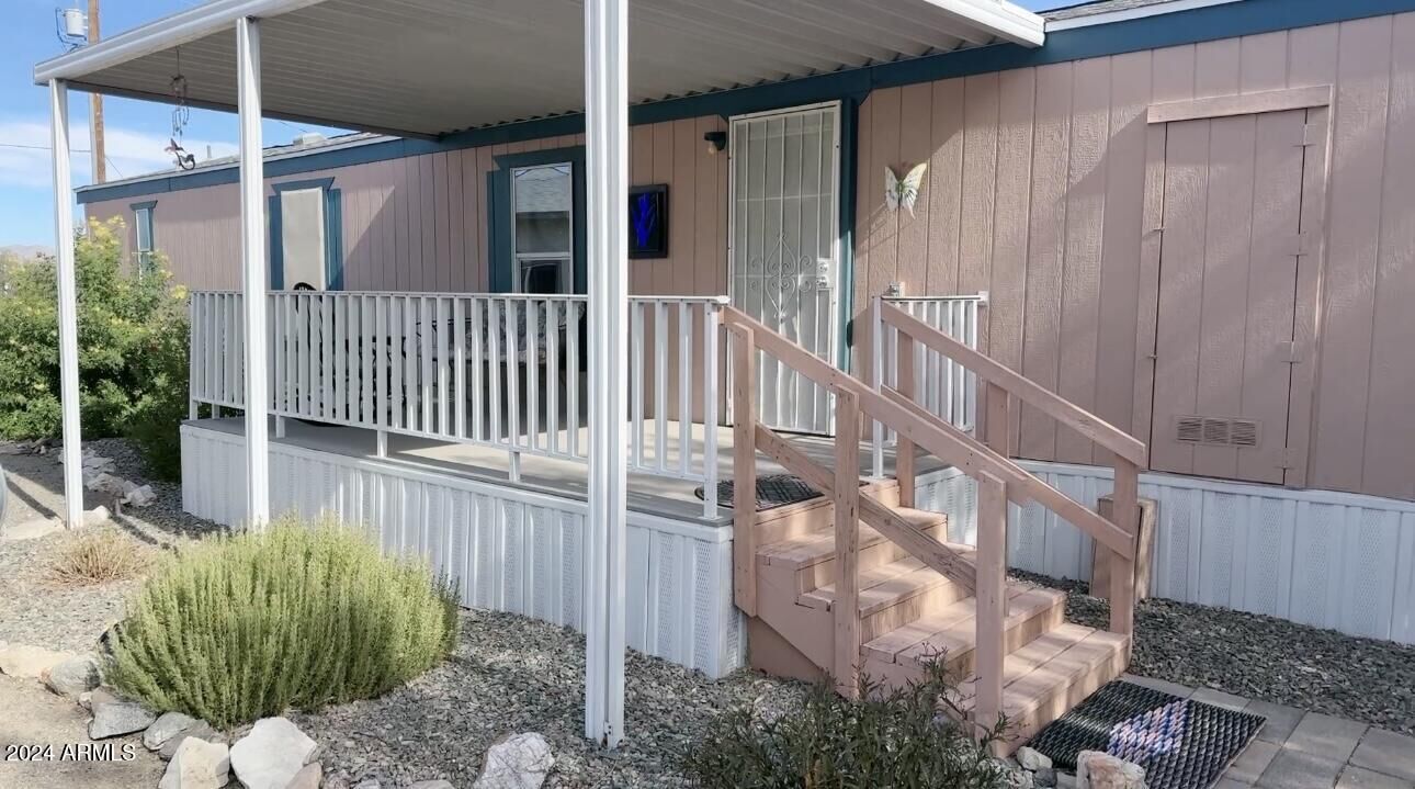 Property Photo:  71154 US Highway 60 --  AZ 85357 