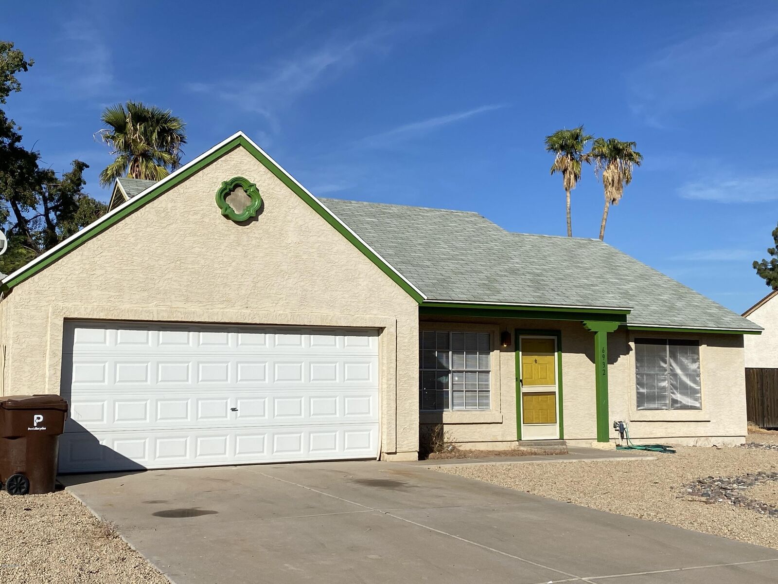 Property Photo:  6932 W Paradise Drive  AZ 85345 