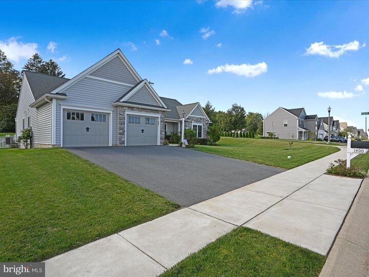 Property Photo:  1400 Limestone Ridge  PA 17538 