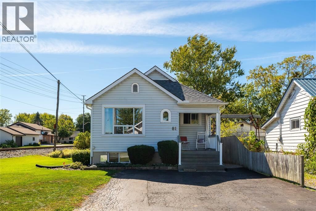 Property Photo:  81 Thompson Street  ON N0N 1H0 