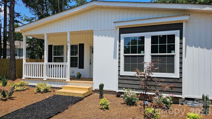 Property Photo:  131 Boxwood Lane  NC 28043 