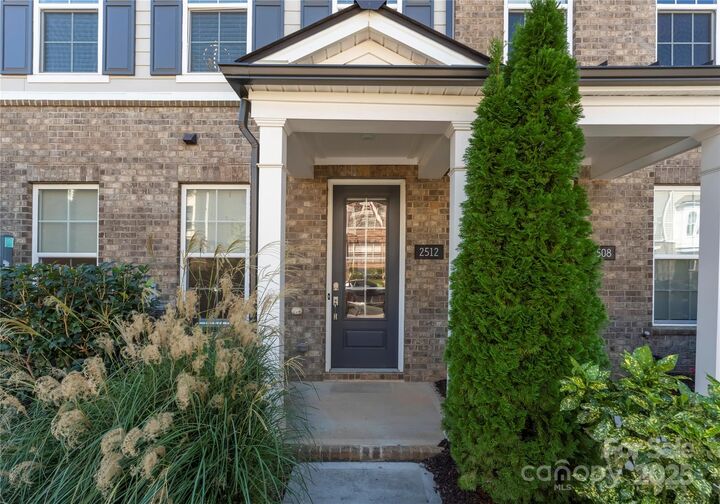 Property Photo:  2512 Kenmore Avenue  NC 28204 