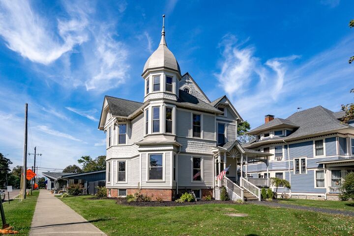 Property Photo:  103 N High Street  IN 47040 