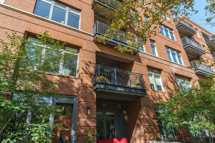 Property Photo: 828 Bobcat Avenue OH 43212