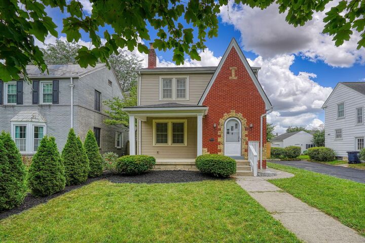Property Photo:  891 Vernon Road  OH 43209 