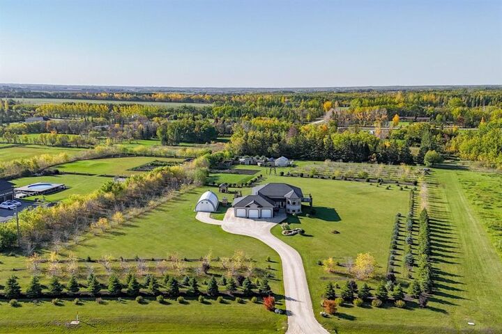 Property Photo: 320 Flemming Drive MB R0E 0M0