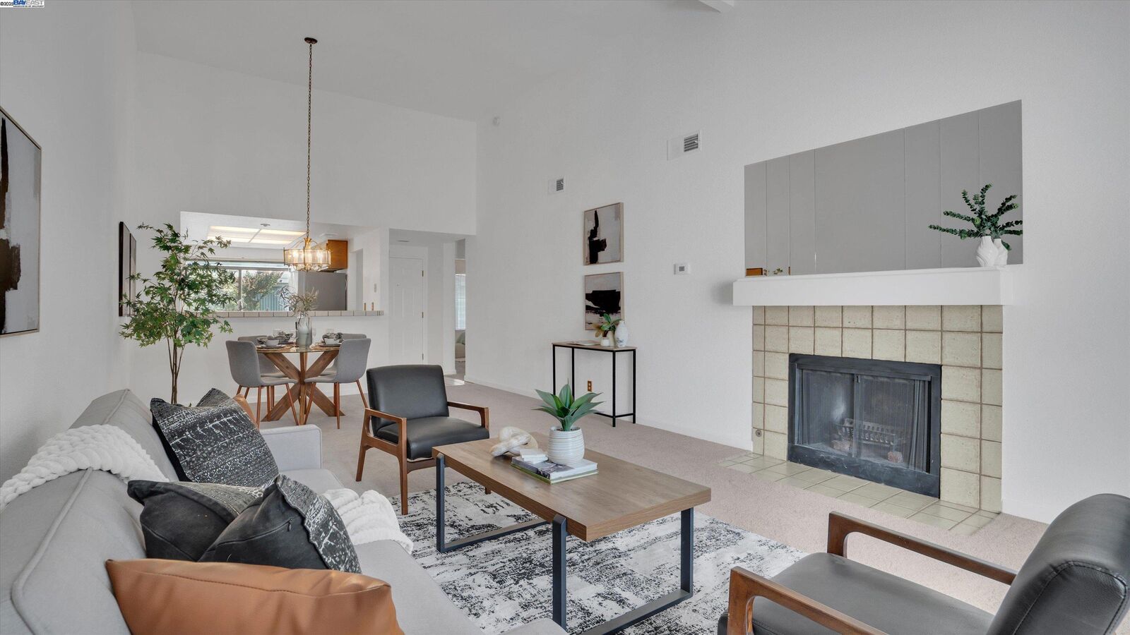 Property Photo:  39943 Parada St B  CA 94560 