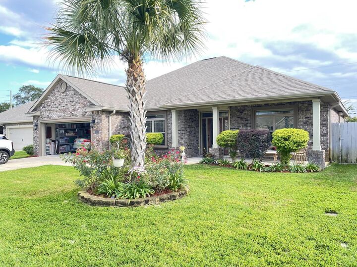 Property Photo:  2392 Cummings Drive  FL 32547 