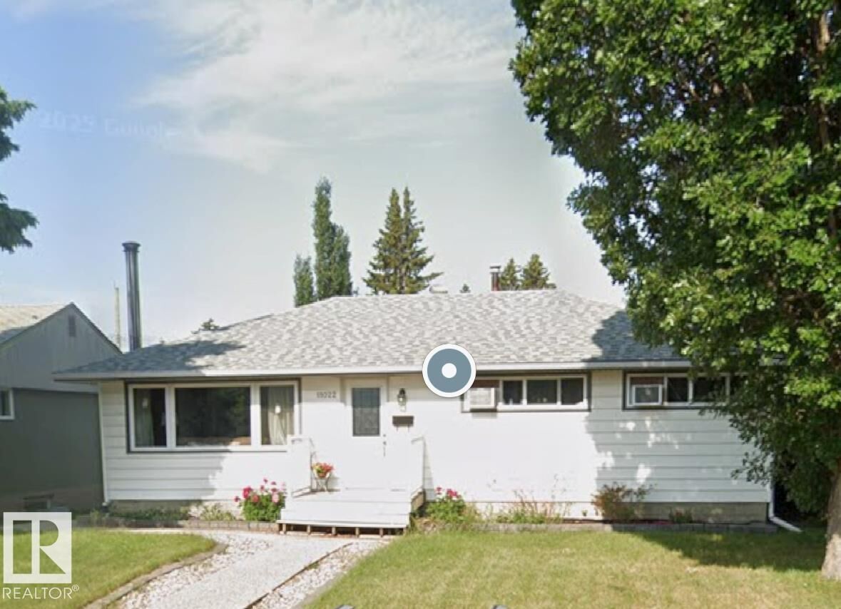 Property Photo:  11022 160A Street NW  AB T5P 3G7 