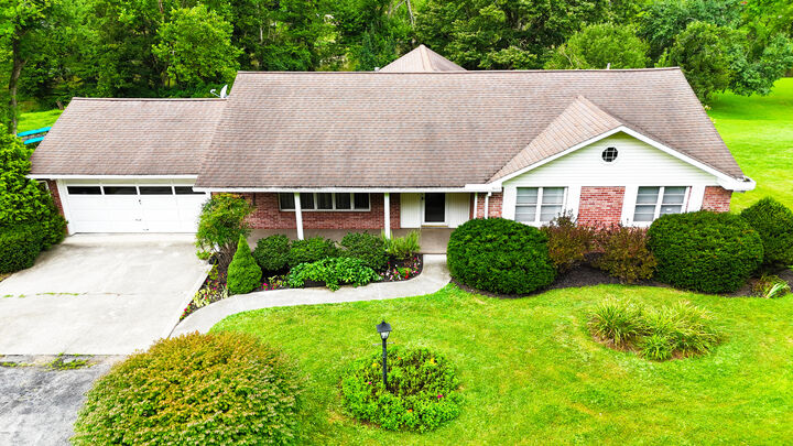 Property Photo:  2615 Greenbrier Dr  WV 25951 