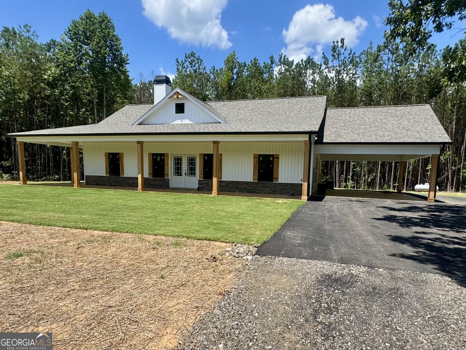 Property Photo:  200 Kelly Road  GA 30125 