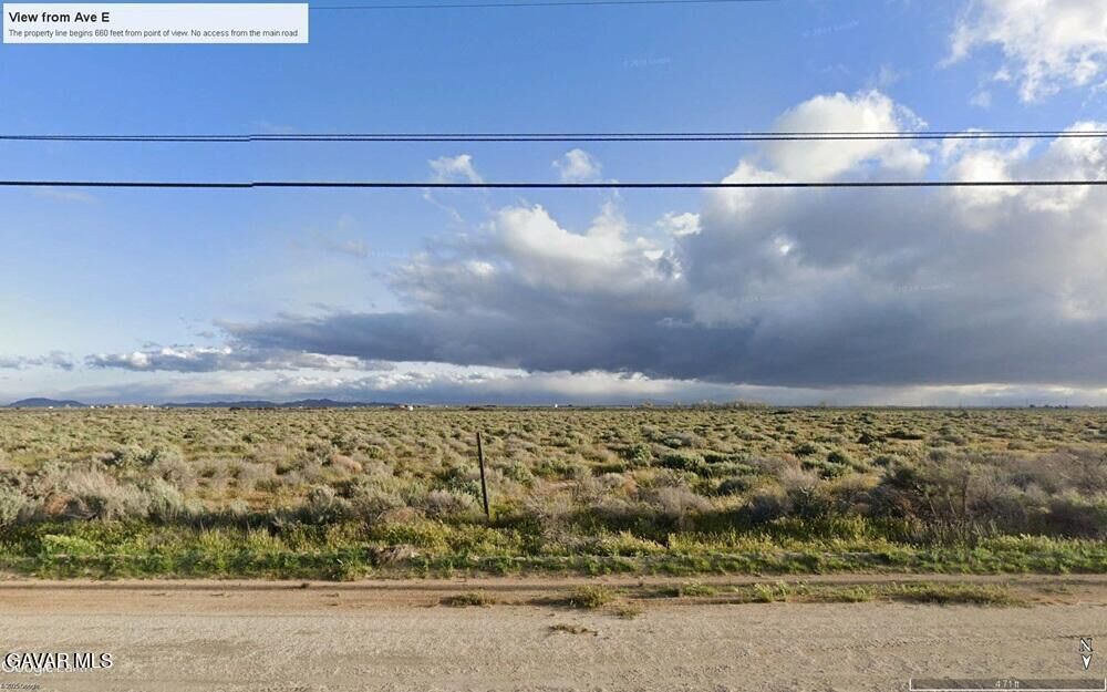 Property Photo:  95 E / Avenue E8  CA 93535 