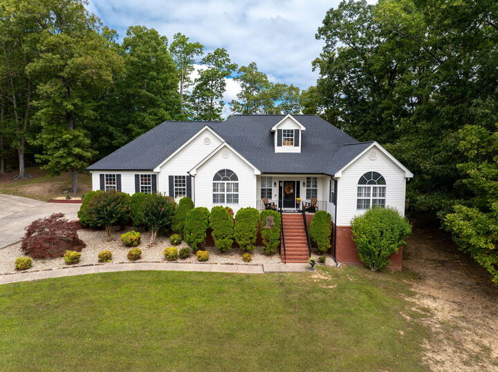 Property Photo: 377 Windy Hollow Lane TN 37379
