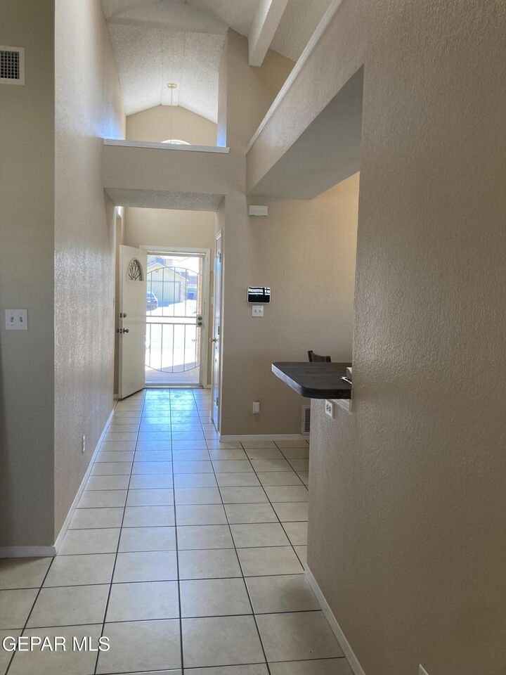 Property Photo: 2105 Lyman Dutton Circle TX 79936