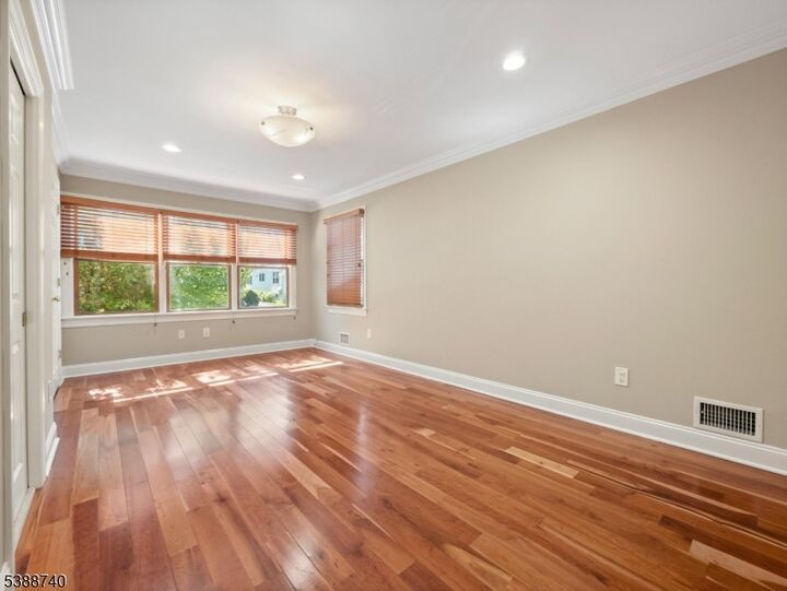 Property Photo:  17 Myrtle Ave 1  NJ 07928