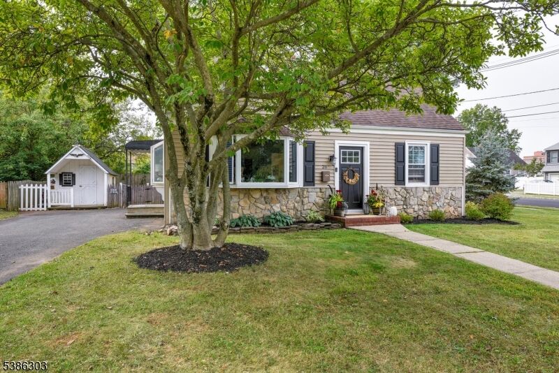 Property Photo:  26 Putnam St  NJ 08876 