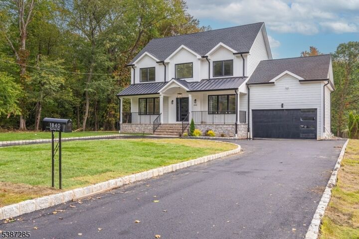 Property Photo: 1840 Raritan Rd NJ 07076
