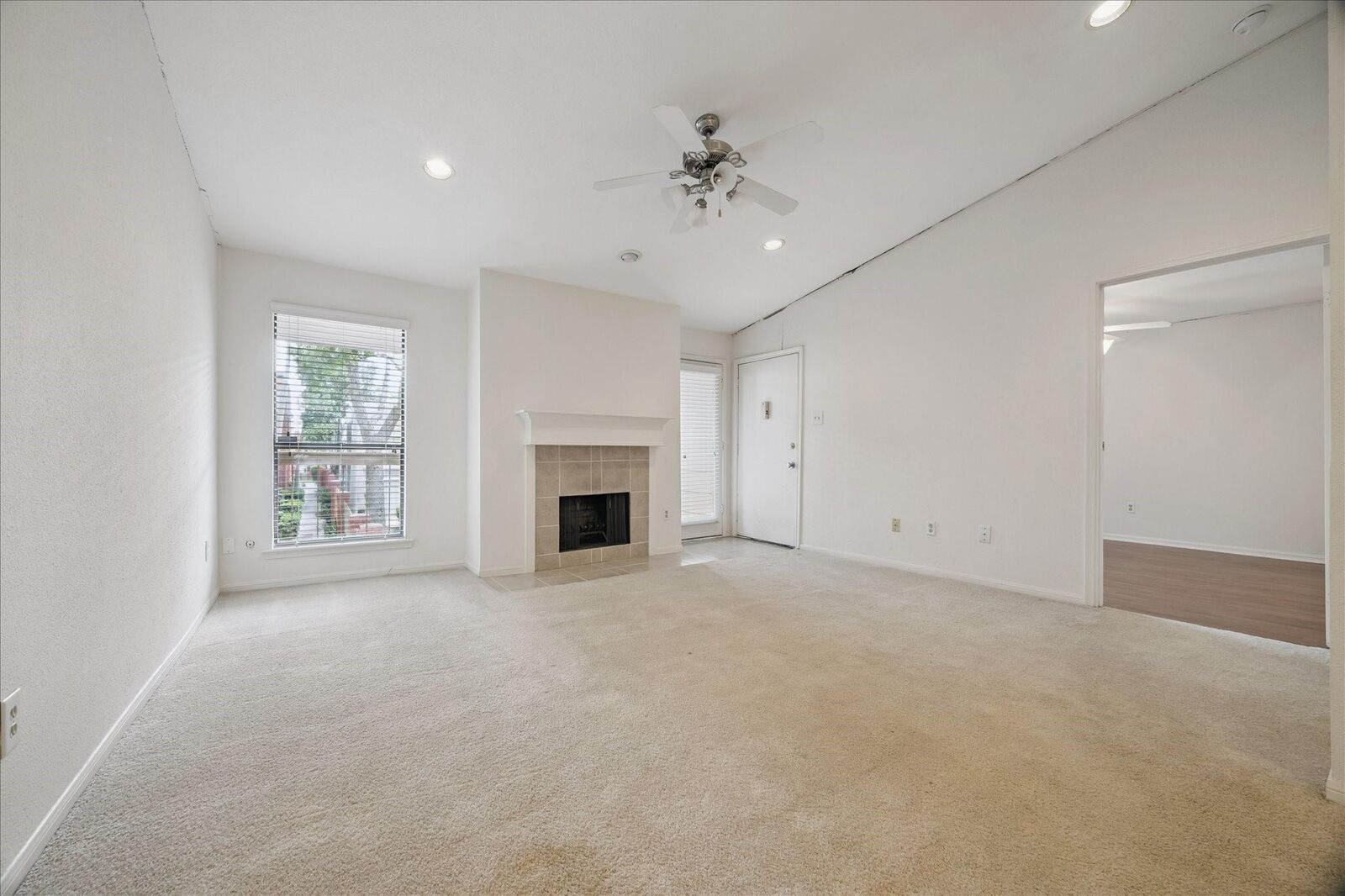 Property Photo: 2125 Augusta Drive 74 TX 77057