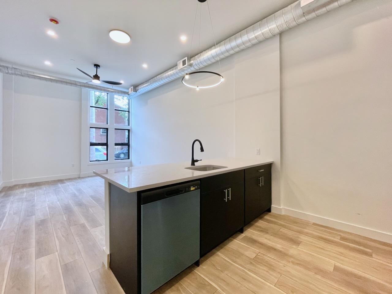 Property Photo:  375 Monmouth St 103  NJ 07302 