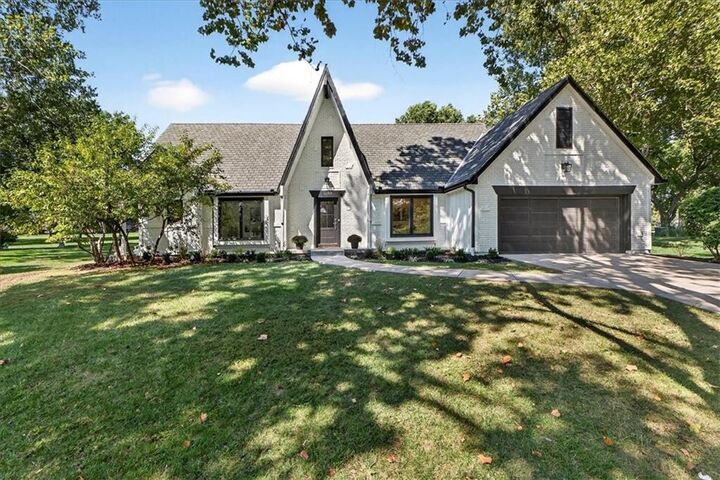 Property Photo:  12815 Pembroke Circle  KS 66209 