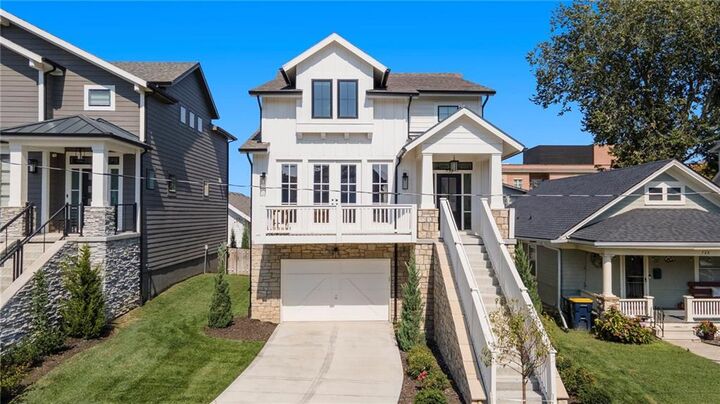 Property Photo:  732 Corbin Terrace  MO 64111 