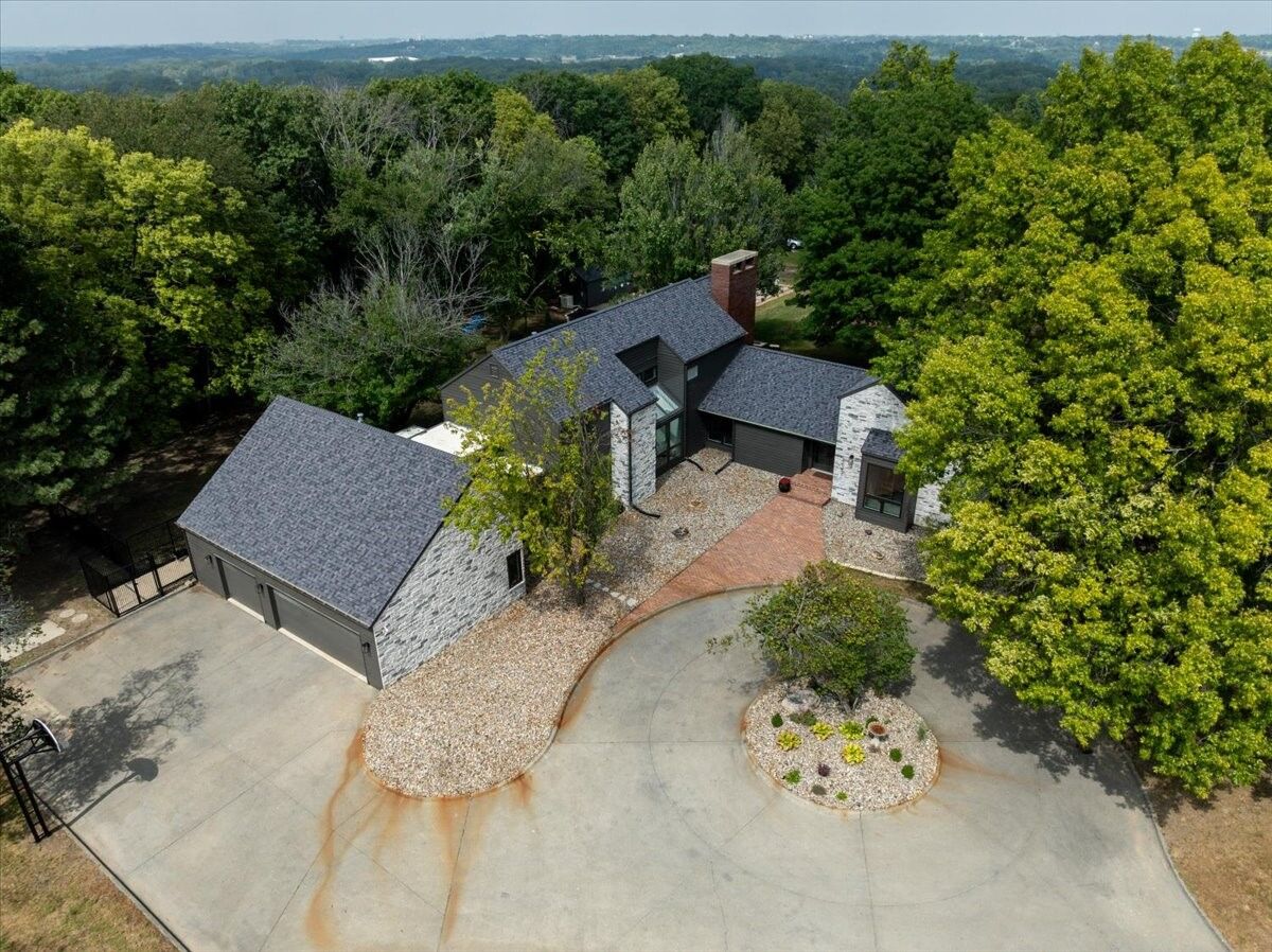 Property Photo: 12251 Maffitt Lake Road IA 50061
