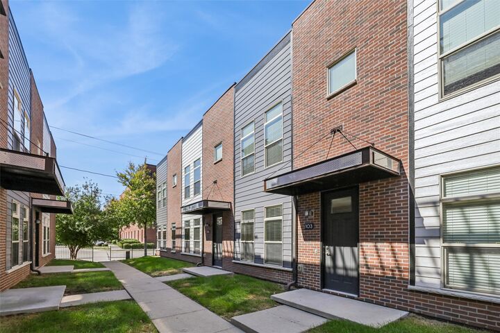 307 SW 7th Street 103  Des Moines IA 50309 photo