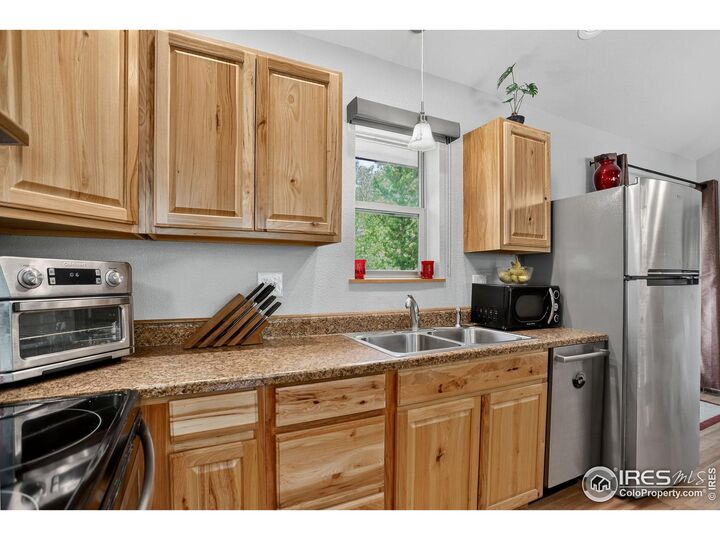 Property Photo:  356 W Dory Way  CO 80422 