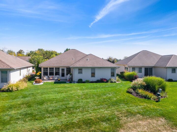 Property Photo:  9513 Courtyard Cove  IN 46825-8135 