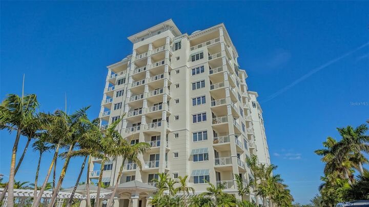 Property Photo:  2050 Benjamin Franklin Drive A1001  FL 34236 