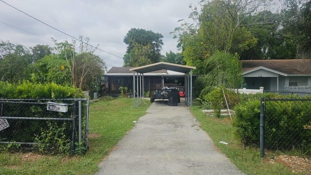 Property Photo: 1516 S Lee Avenue FL 32805