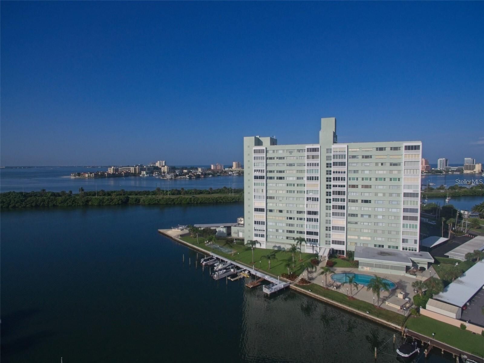 Property Photo: 31 Island Way 408 FL 33767