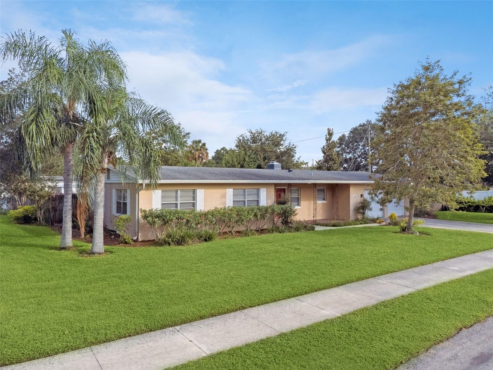 Property Photo:  260 Orange Terrace Drive  FL 32789 