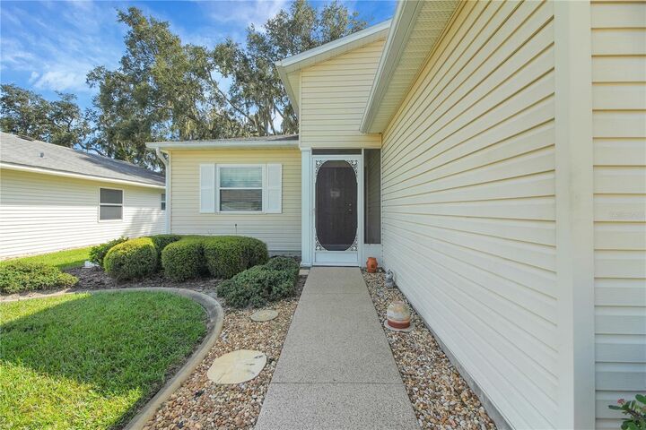 Property Photo: 734 Grand Vista Trail FL 34748