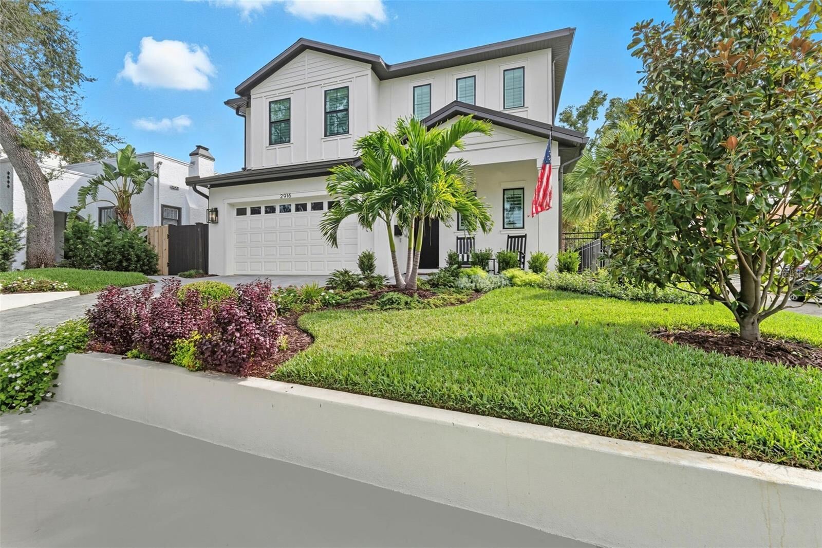 Property Photo: 2916 W San Rafael Street FL 33629