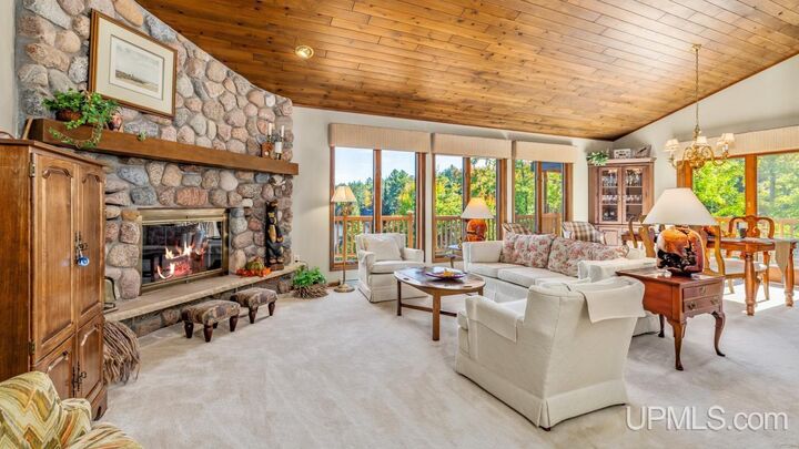 Property Photo:  5006 Tall Pines Road  WI 54121 