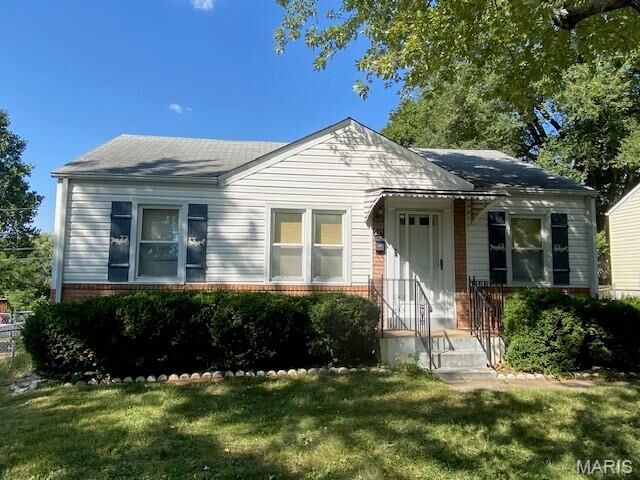 Property Photo: 215 Derhake Road MO 63031
