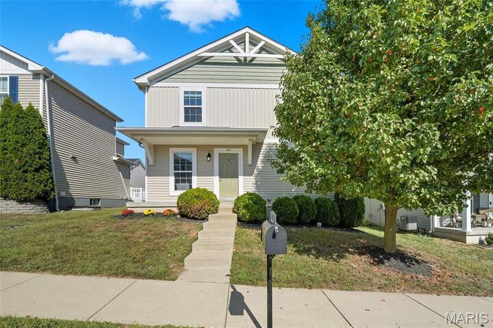 Property Photo:  512 Hannah Way  MO 63010 