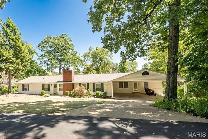 Property Photo: 9448 Parklind Drive MO 63126
