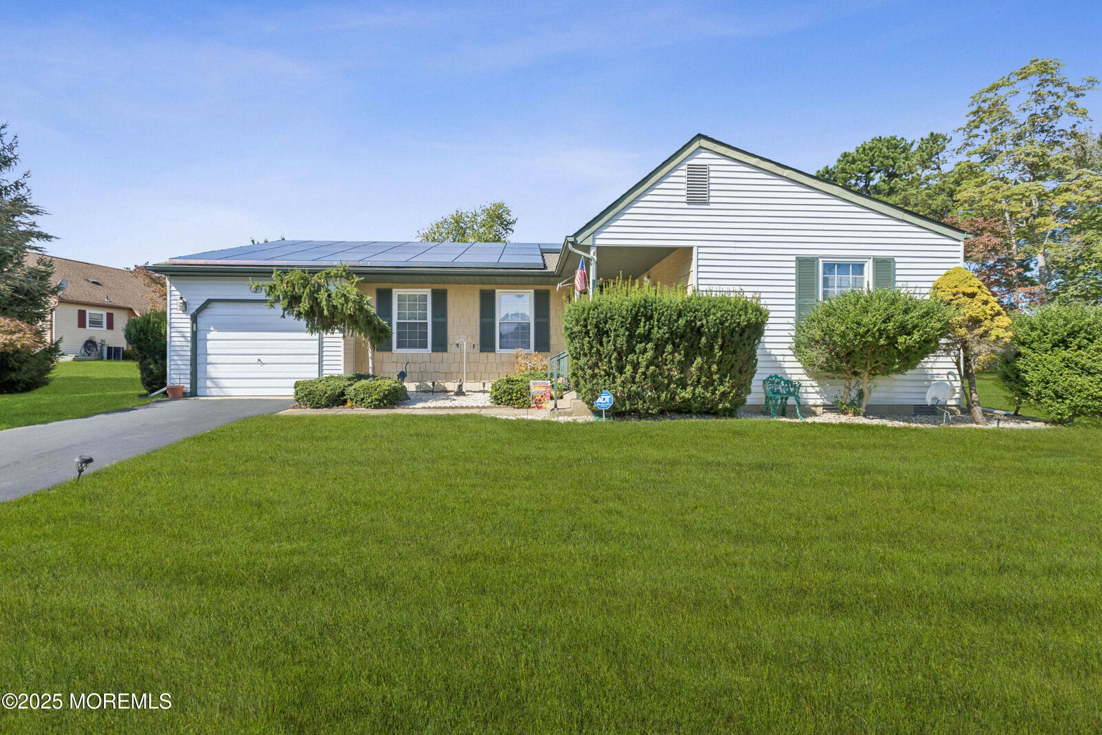 Property Photo:  3 Rutland Court 63  NJ 08759 