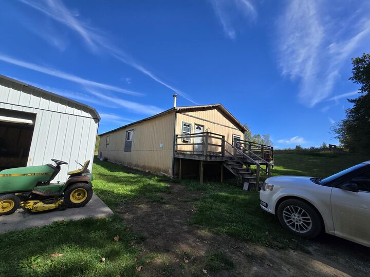 13066 Calhoun Road  Jerome MI 49249 photo