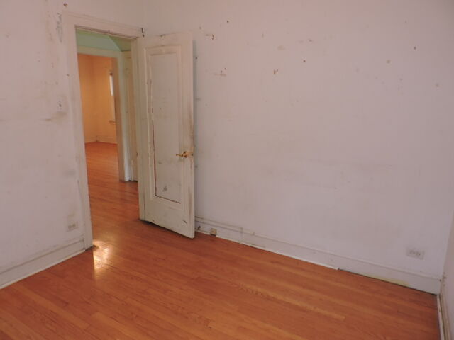 Property Photo:  5254 N Mason Avenue  IL 60630 