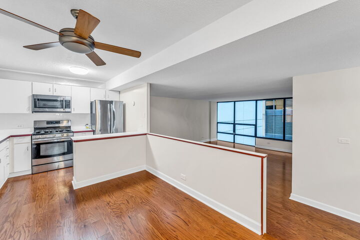 Property Photo:  230 E Ontario Street 805  IL 60611