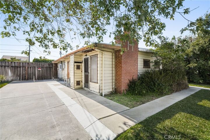 263 E 21st  Costa Mesa CA 92627 photo