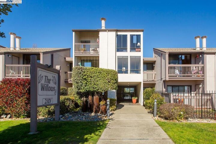 Property Photo:  2101 Shoreline Dr 475  CA 94501