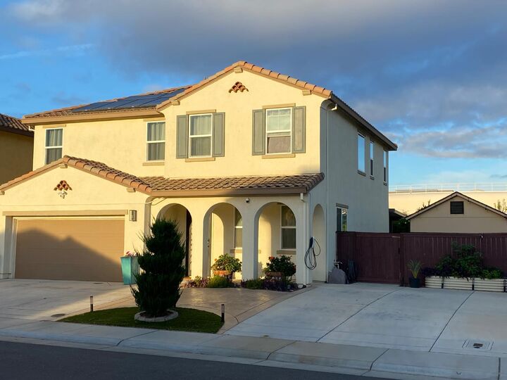 Property Photo: 10154 Cosby Way CA 95757