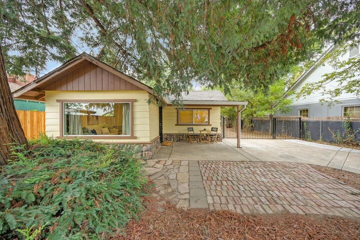 Property Photo: 5720 19th Avenue CA 95820